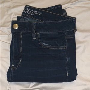 American Eagle Outfitters Jeans - AMERICAN EAGLE DARK JEGGING American Eagle Outfitters Jeans - AMERICAN EAGLE DARK JEGGING